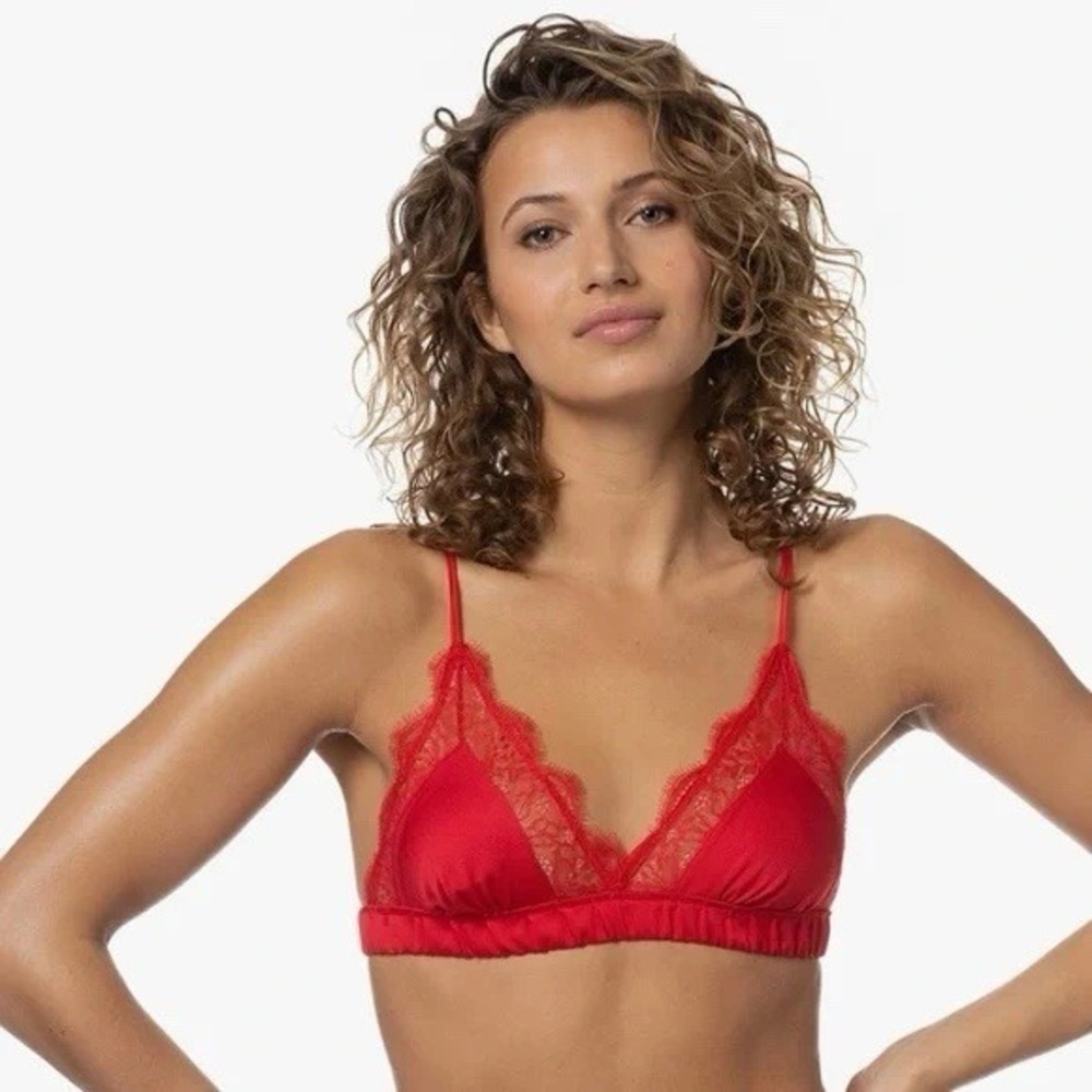 Love Stories Love Lace RED Bralette Sexy 32 C/D NEW BNWT RRP 115.00‎